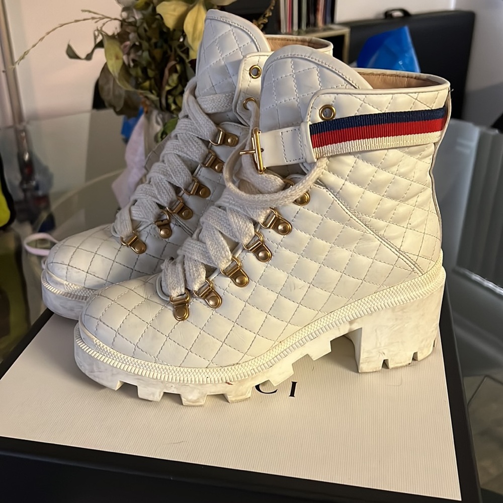 Gucci White Quilted Combat Moto Boots with Red & Blue Stripe